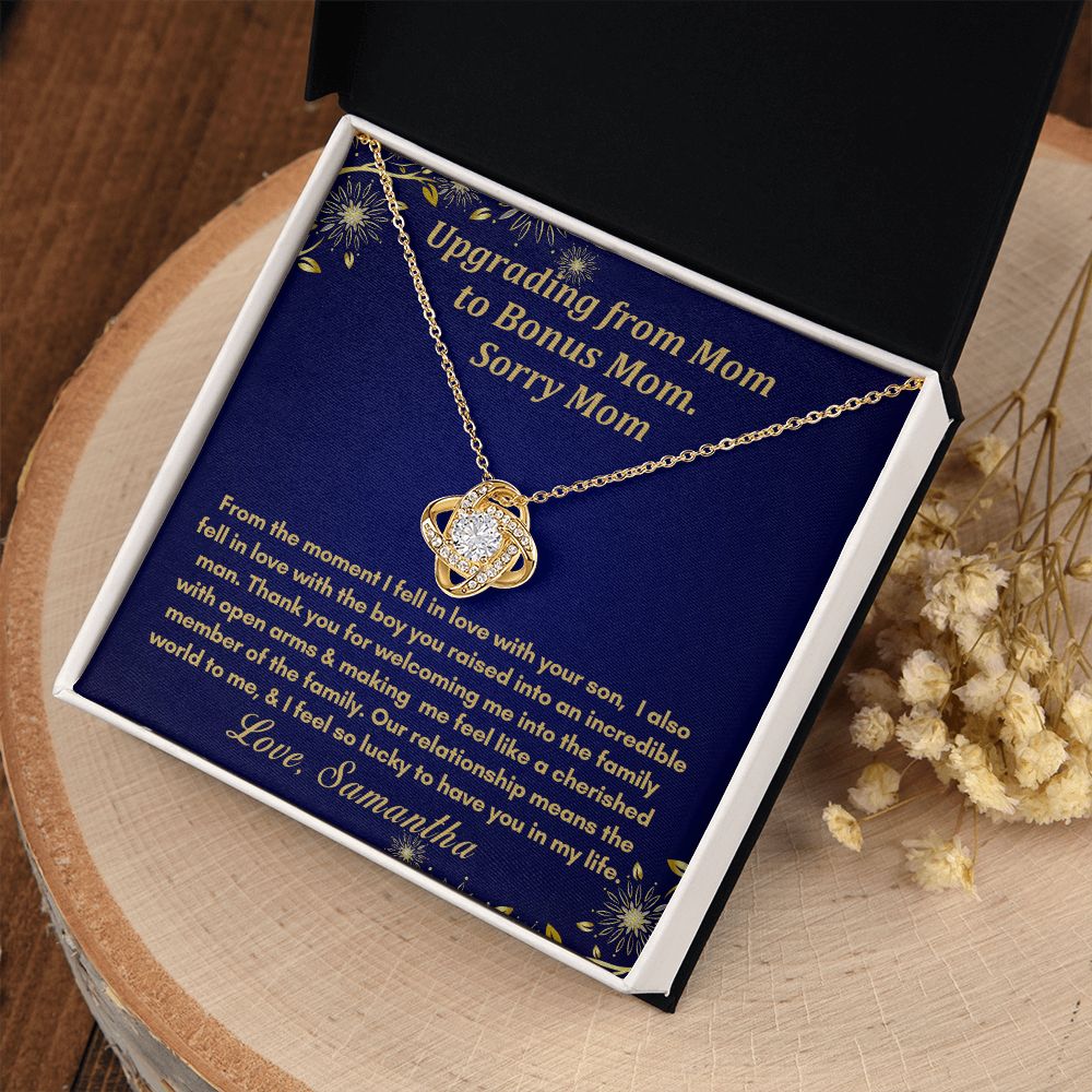 [Almost Sold Out] Bonus Mom -Gold Love Knot Necklace