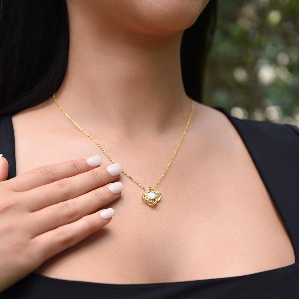 [Almost Sold Out] Star Sign Gift - 18k Gold Love Knot Necklace