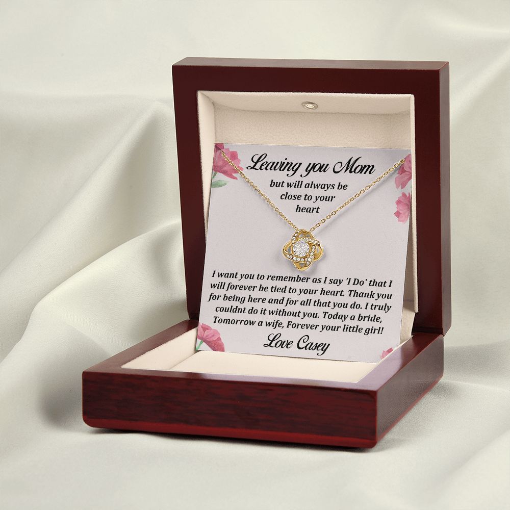 [Almost Sold Out] Personalized Mother of the Bride - 18k Gold Love Knot Necklace
