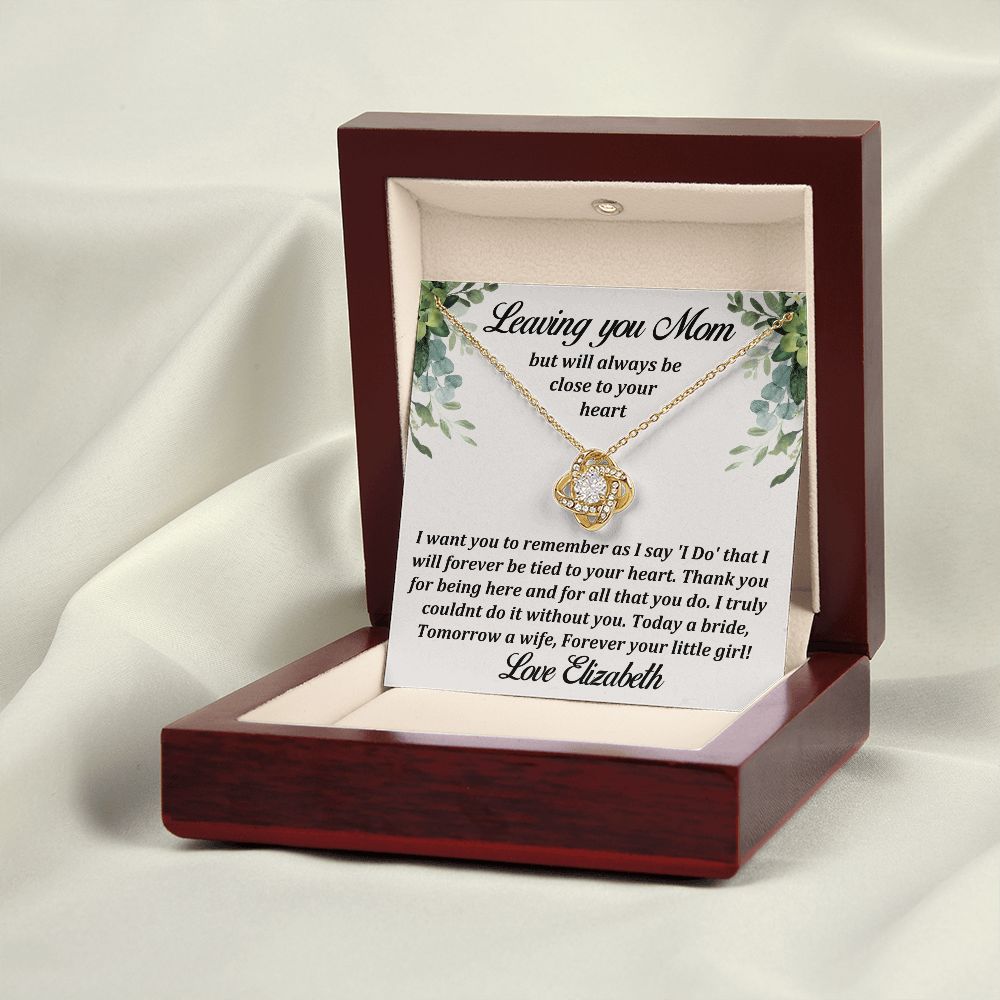 [Almost Sold Out] Mother of the Bride Gift - 18k Gold Love Knot Necklace