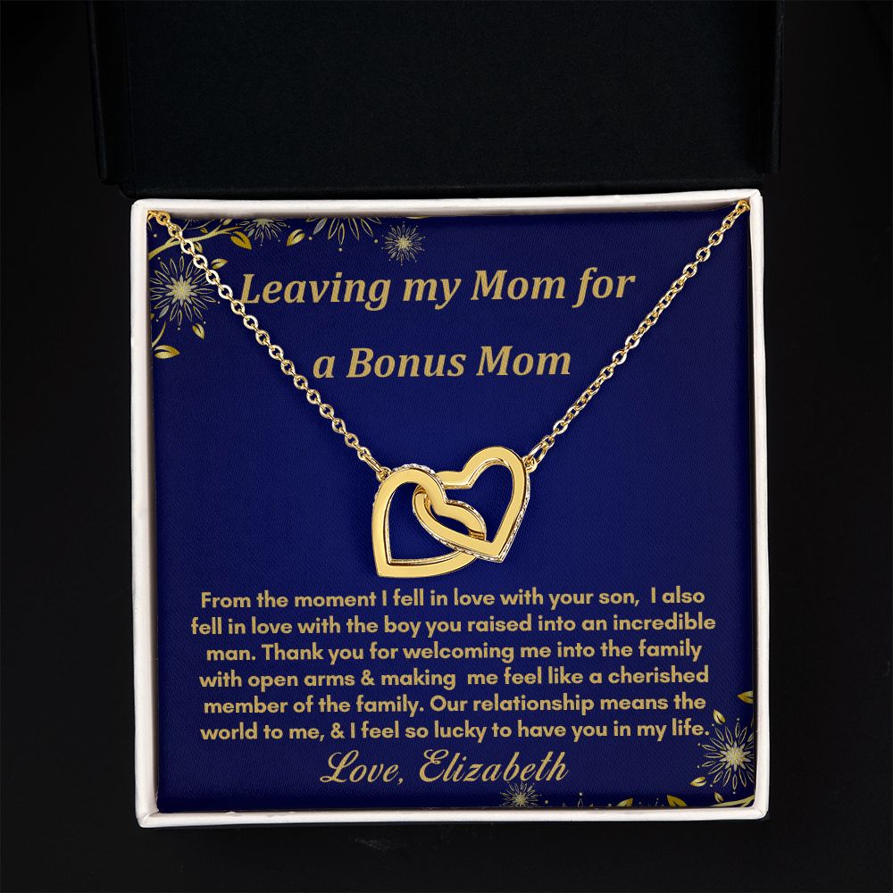 [Almost Sold Out] Bonus Mom Gift - 18k Gold Interlocking Hearts Necklace