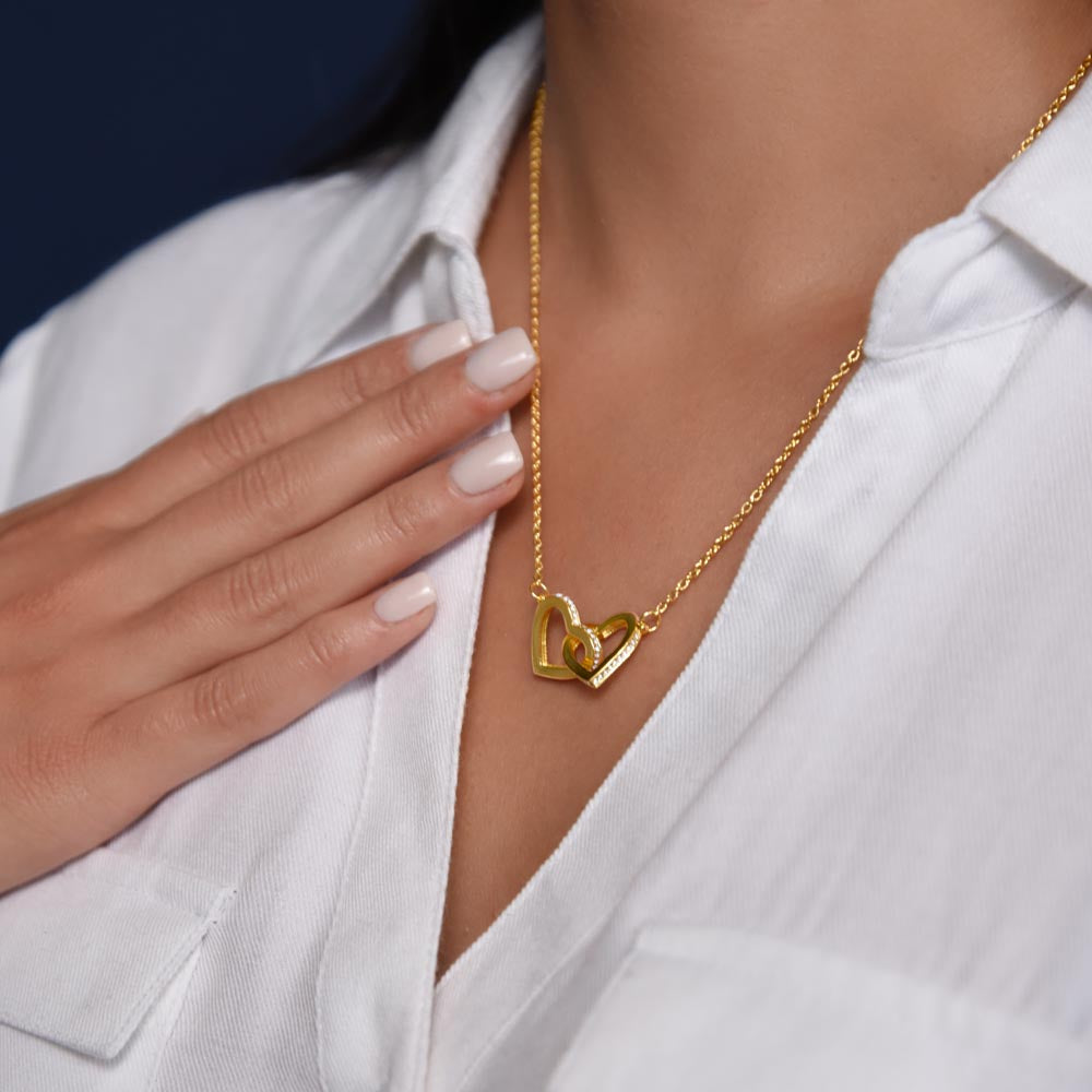 [Almost Sold Out] Personalized Mother of the Bride Gift - 18k Yellow Gold Interlocking Hearts Necklace
