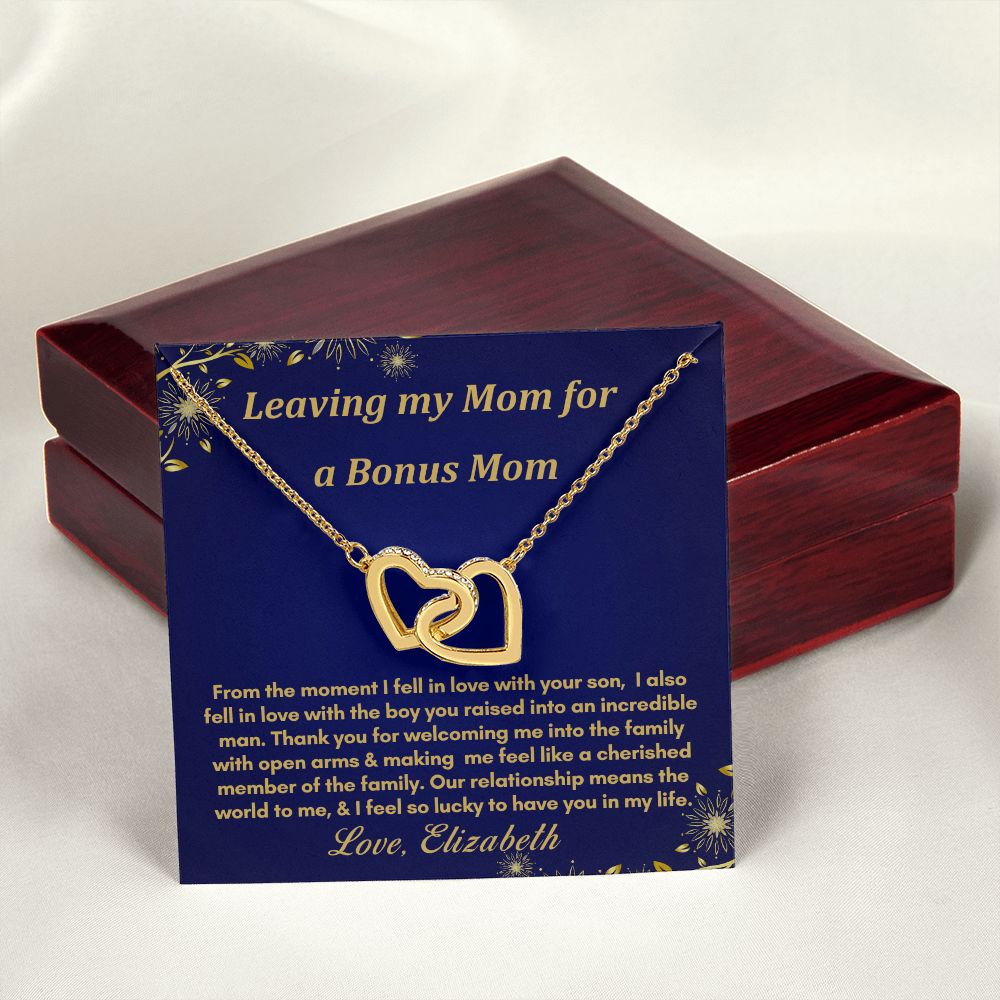 [Almost Sold Out] Bonus Mom Gift - 18k Gold Interlocking Hearts Necklace