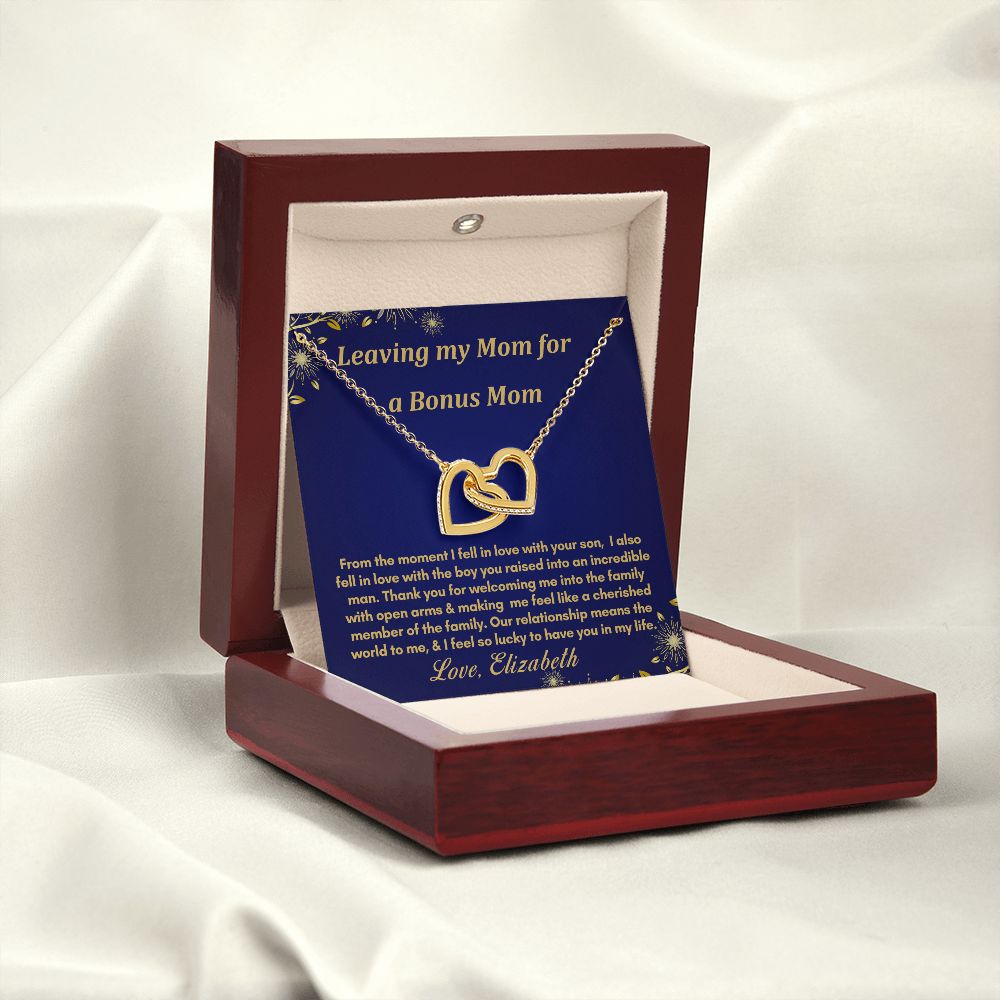 [Almost Sold Out] Bonus Mom Gift - 18k Gold Interlocking Hearts Necklace